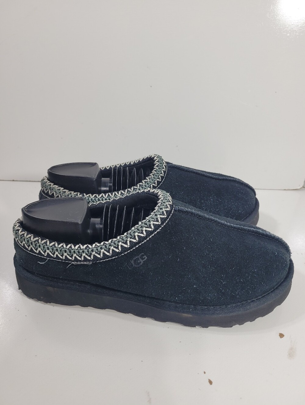 UGG Tasman Women’s Slippers Black Suede Shearling Clogs Size 8 S/N 5955 Shoes